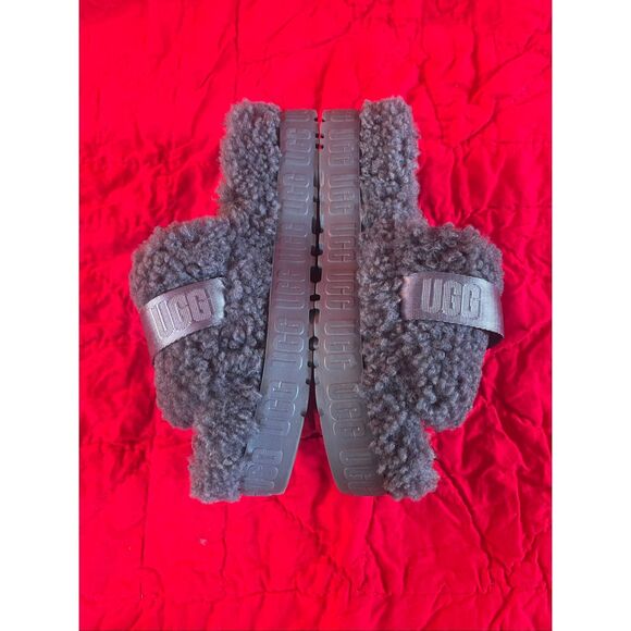 UGG‎ Oh Fluffita Slides – Size 8 - Picture 4 of 5